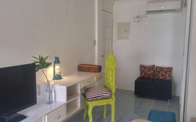 812 Angol Boracay Apartment