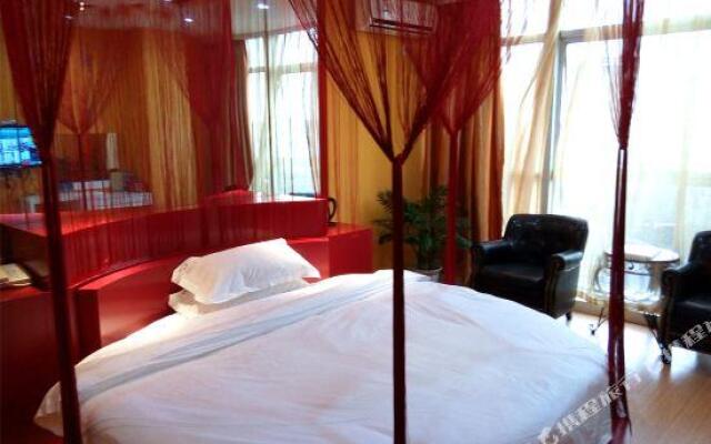 Yihe Express Chain Hotel (Zhenjiang South High-speed Railway Station)