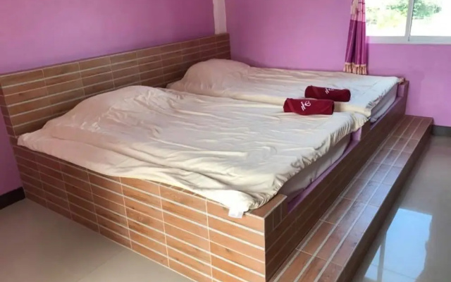 Red Heart Resort