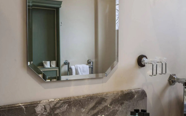 Great Northern Hotel; Sure Hotel Collection by Best Western