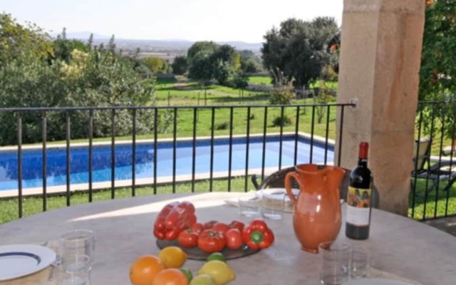 106644 - Villa in Sa Pobla
