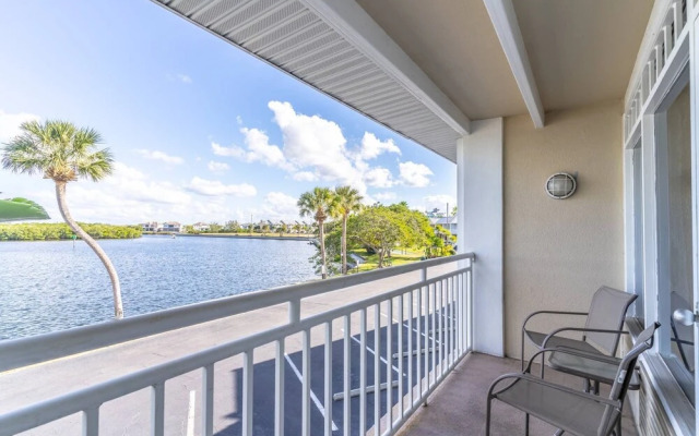 215 Little Harbor Inn