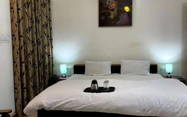 Poonam Palace near by Airport