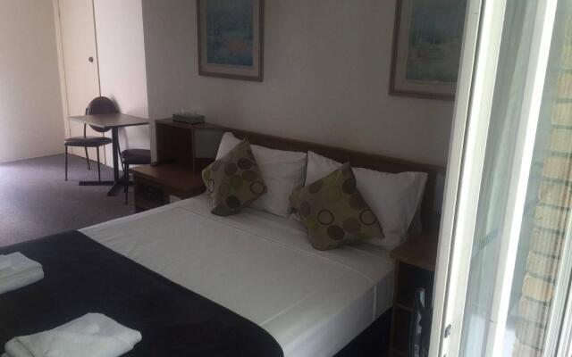 Coomera Motor Inn