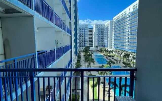 Staycation Sea Residences MOA Jermel