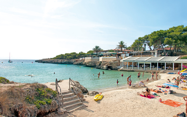 Apartamentos Cala Blanca