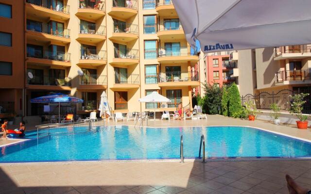 Menada Amadeusz 1 Apartments