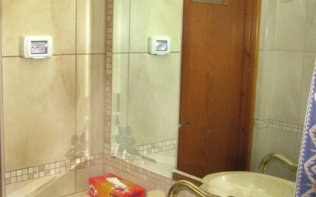 Ohn-Bar Guesthouse