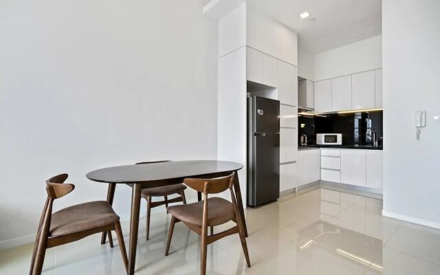 Deluxe2 Paradigm Mall