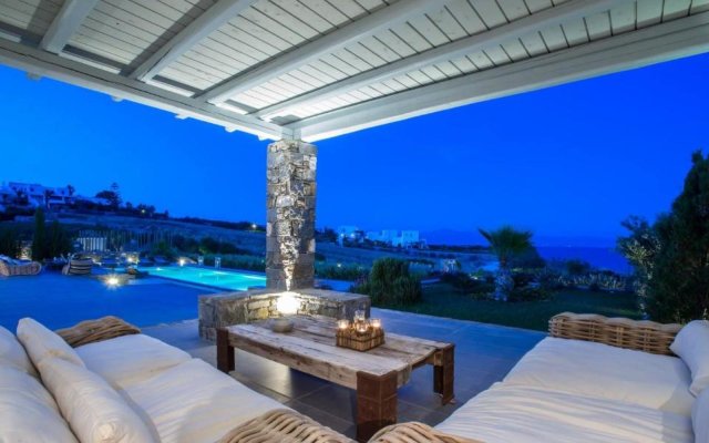 Platinum Paros Villa Villa Dryos I 7 Bedrooms Large Contemporary Chryssi Akti