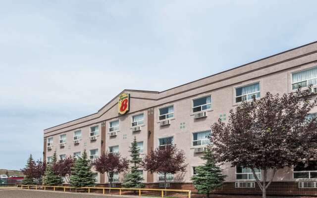 Super 8 by Wyndham Edmonton/West