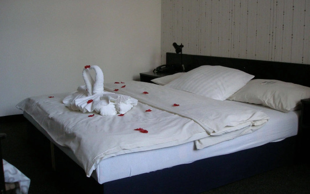 Hotel Pyramida