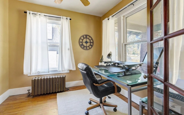 Amazing Home Washington Park Theater Gym