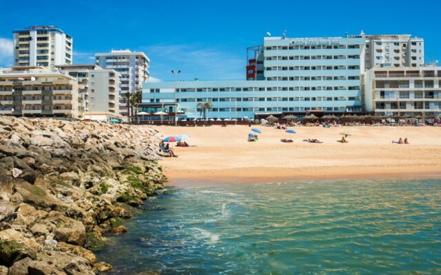 Dom Jose Beach Hotel