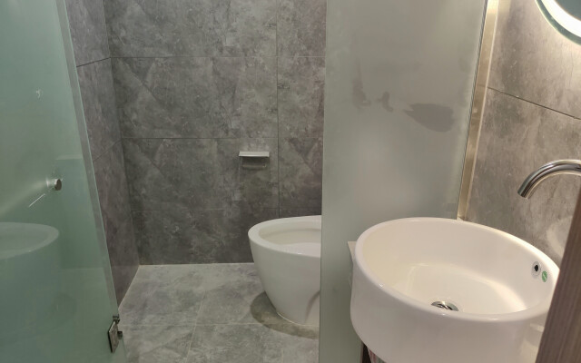 Shenqiu Vienna 3 Hotel