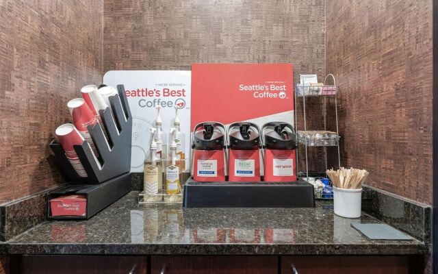 Cobblestone Hotel & Suites - Central Wisconsin Airport