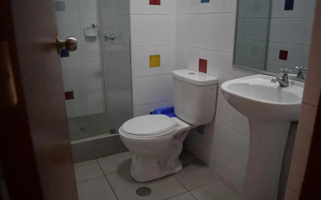 Hotel Colors Canada