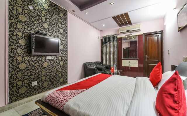 OYO 17017 Mu Stay Guest House