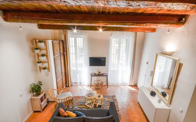 Charming & Central Apartment in Aix