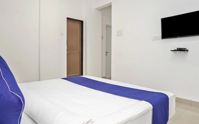 OYO 19530 SilverKey Vishrantwadi