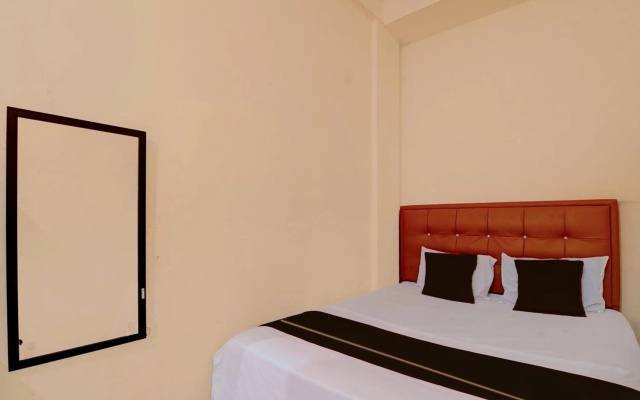 Hotel O Pekanbaru near Mall Ciputra Seraya formerly Lotus Inn – Guest Rooms – Pekanbaru