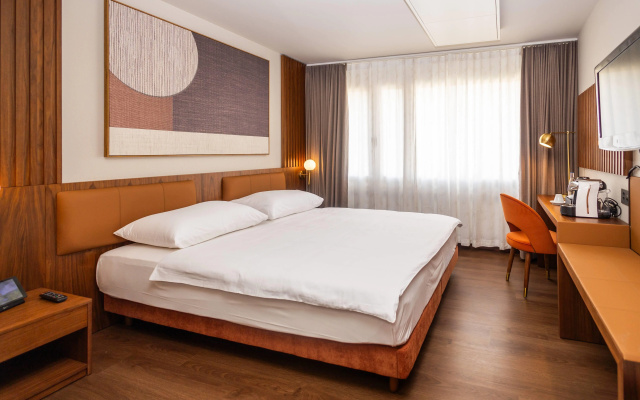 Ramada by Wyndham Baden Hotel du Parc – Guest Rooms – Baden
