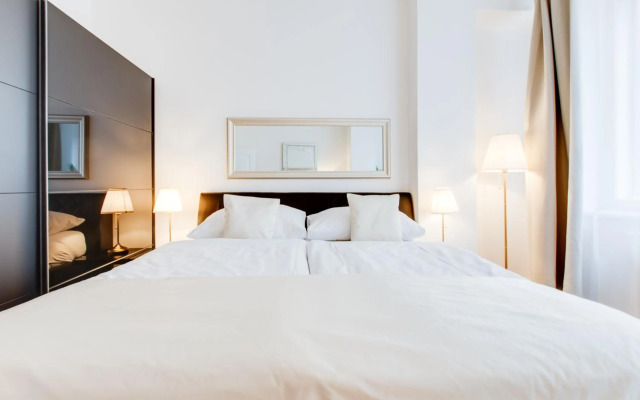 Wenceslas Square Royal Two Bedroom Apartment