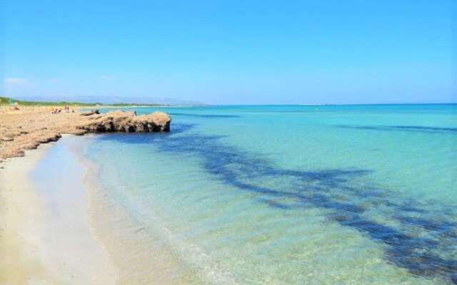 Belvilla by OYO Homely Villa in Noto With Terrace