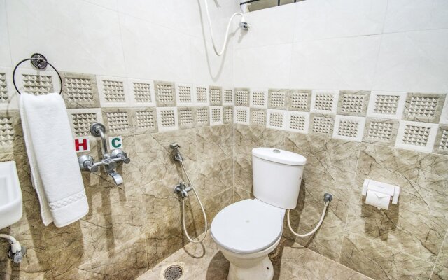 FabExpress Ample Premium Suites