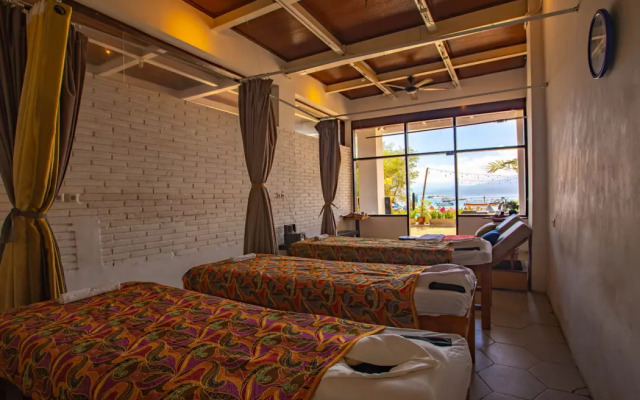 Gili Sands Hotel & Bar