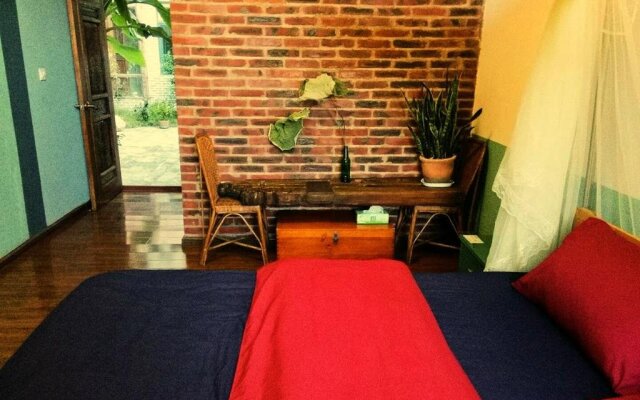 Cangshanerhai Residence Inn