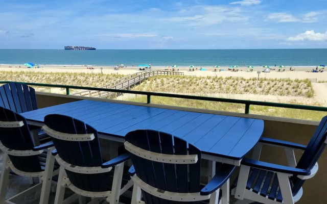 Desoto Beach Club 201