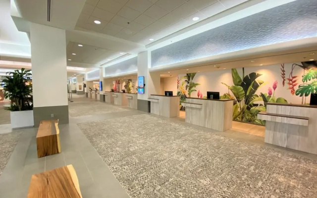 Castle at Ala Moana Hotel