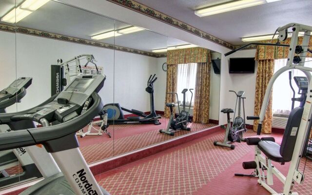 FairBridge Inn & Suites Cleburne