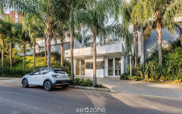 Loft de Luxo c/bela Vista no Petrópolis AHO1402