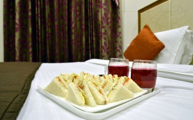 OYO 5190 Hotel Golden Inn