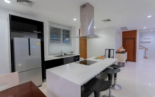 Villa Nirvana, Hua Hin