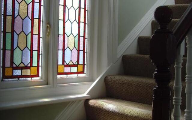 Breakers Bed & Breakfast