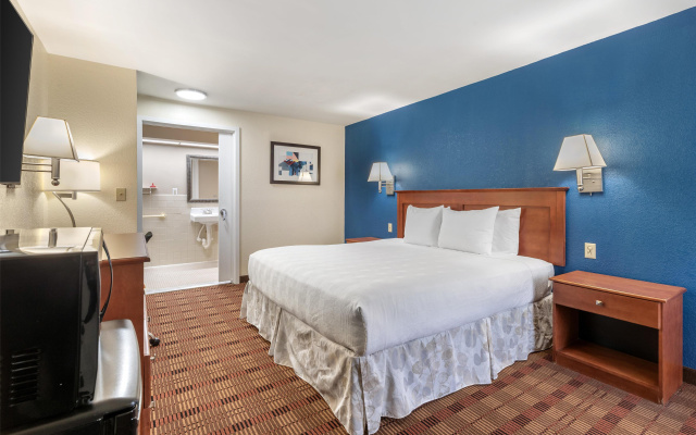 SureStay Hotel by Best Western East Brunswick
