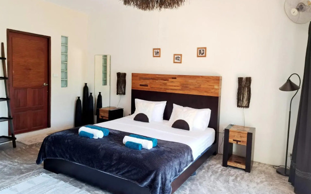Laura's Guest House Samui