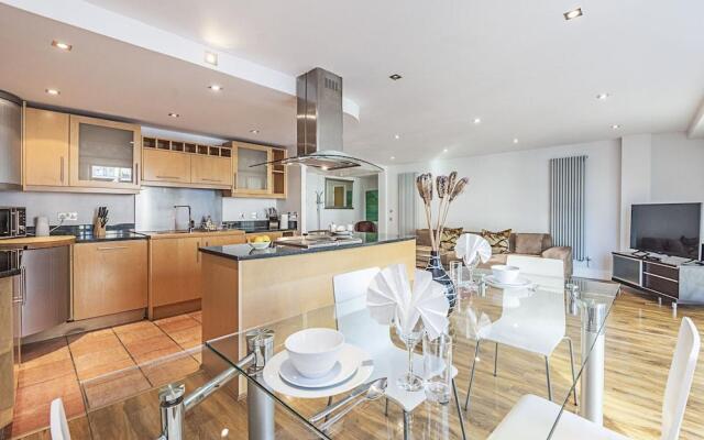 Oakwood Luxury Living Apartments