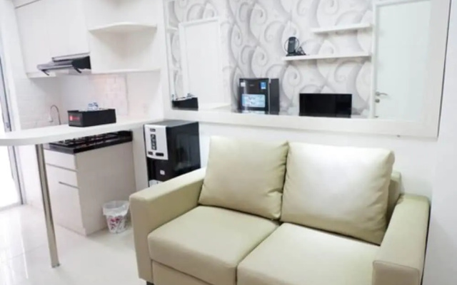 Exquisite Bassura City Apartment near Shopping Mall
