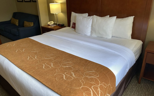 Comfort Suites Near Casinos Norwich-Uncasville CT