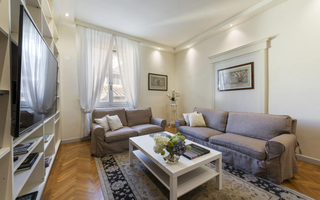 Art and Luxury Apartments