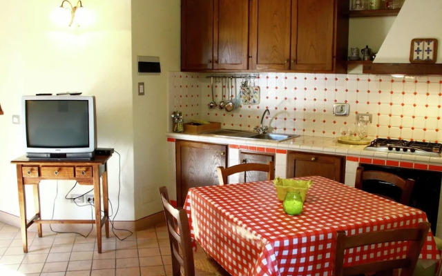 Pleasant Holiday Home in Reggello With Pool