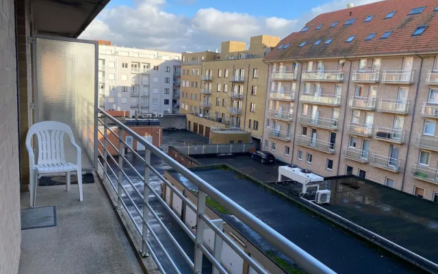 Apartment in Nieuwpoort Near Beach