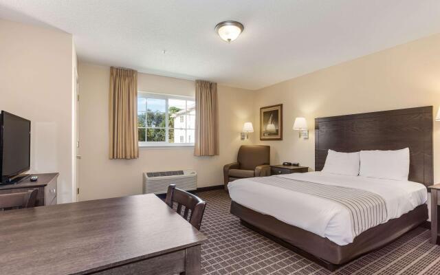 Suburban Extended Stay Hotel North - Ashley Phosphate