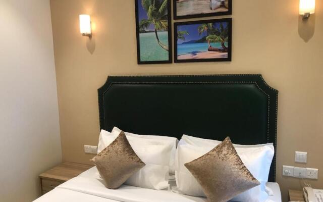 Hotel Flora