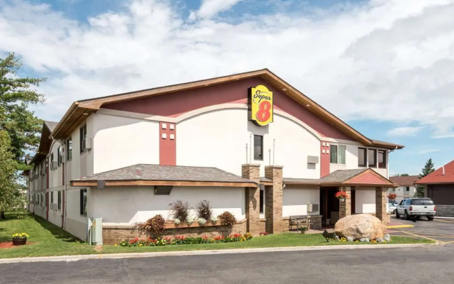 Super 8 Bemidji MN