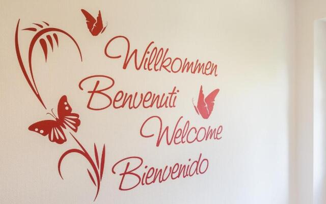 luxuriösen Neubau für 6 Personen